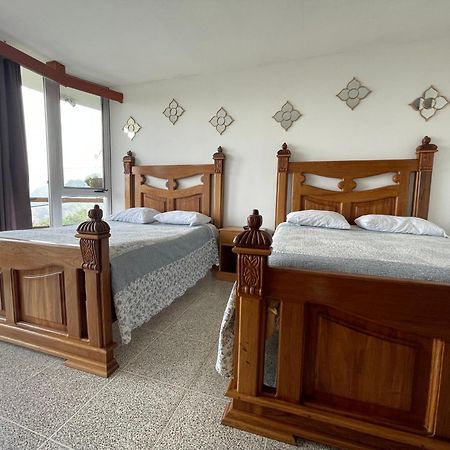 Vista Encantada Hotel Villa Canales المظهر الخارجي الصورة