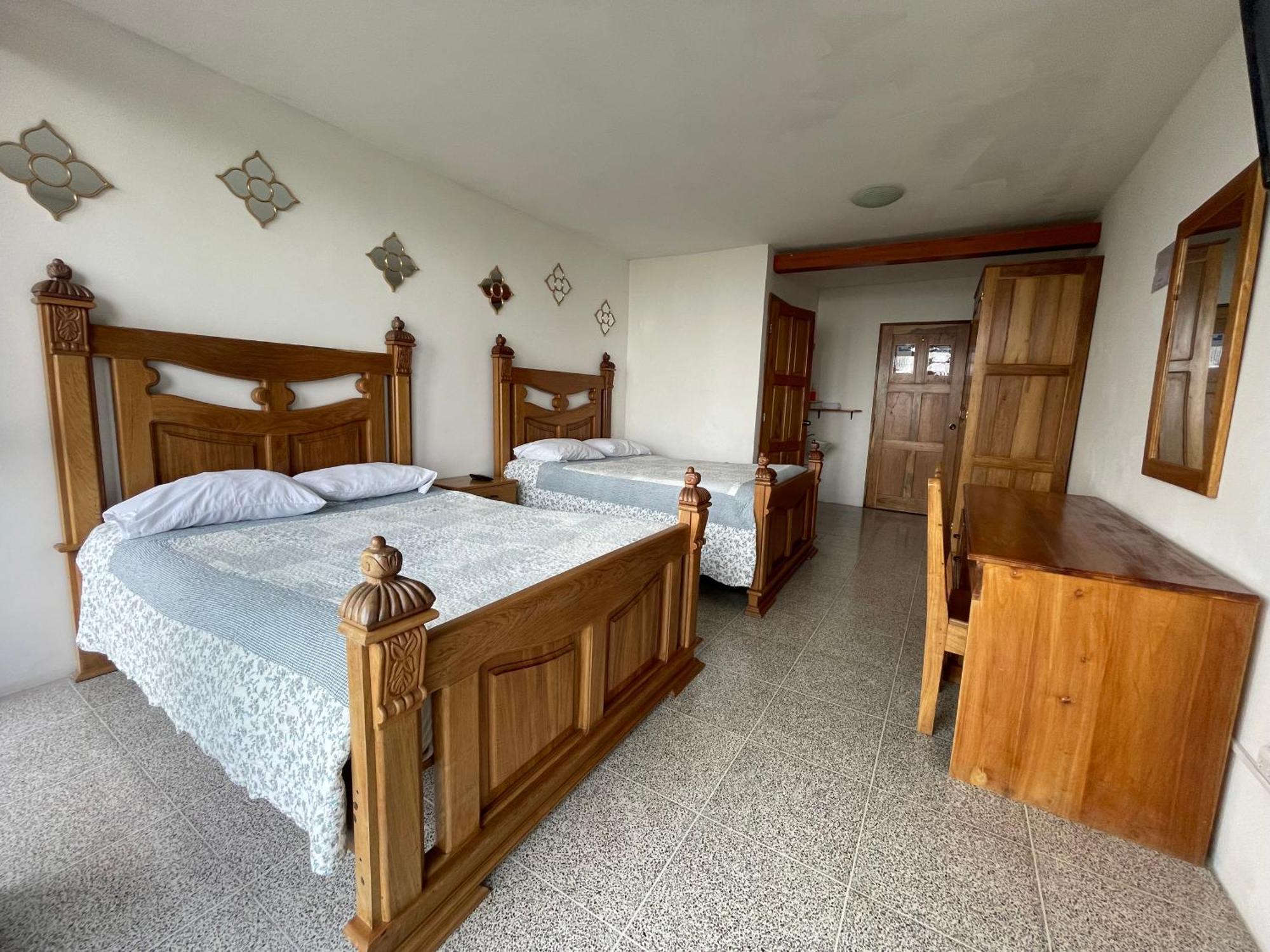 Vista Encantada Hotel Villa Canales المظهر الخارجي الصورة